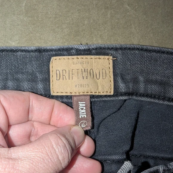 Driftwood Floral Jackie Jeans - Picture 7 of 7